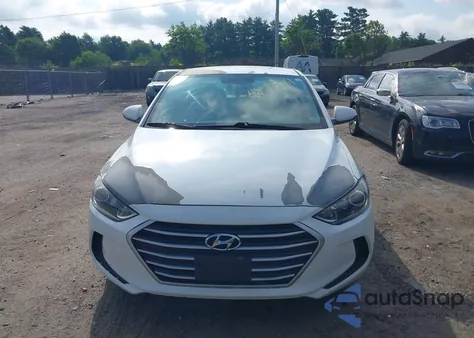 2017 Hyundai Elantra Se z USA, uszkodzony, nr VIN 5NPD74LF6HH179549